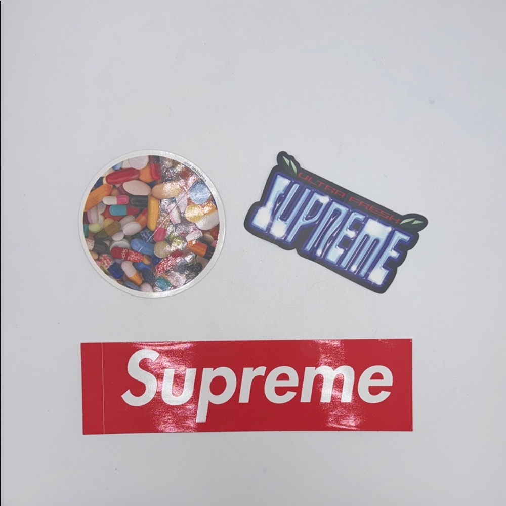 Supreme Red Sticker Set / New - Picture 4 of 11
